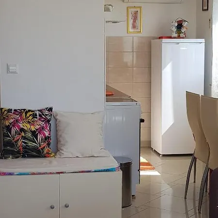 Lilliana Апартаменты Трибунь