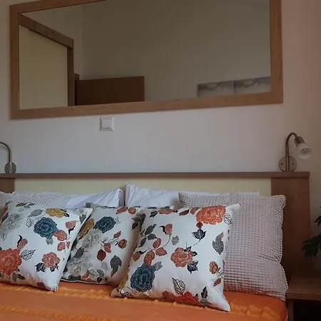 Lilliana * Tribunj (Sibenik-Knin)