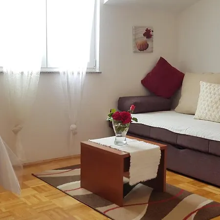 Lilliana Апартаменты *