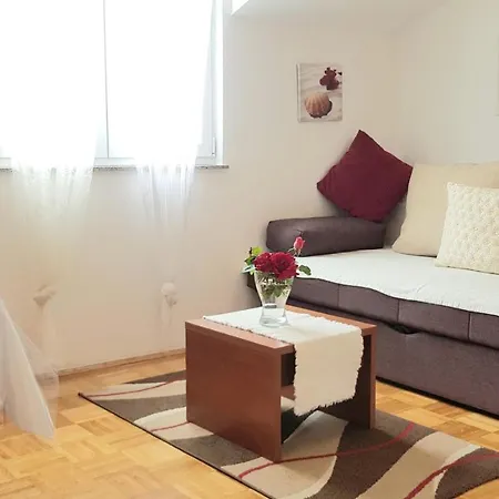 Апартаменты Lilliana