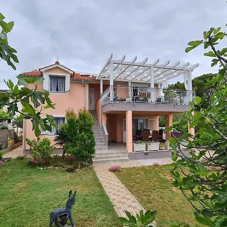 Lilliana * Трибунь