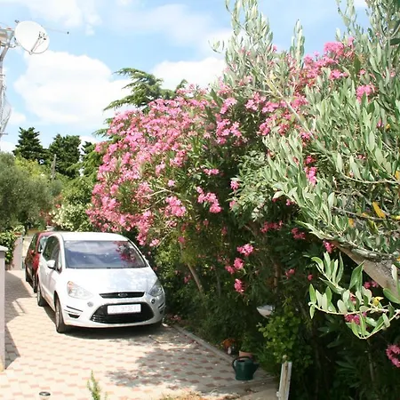 Апартаменты Lilliana *