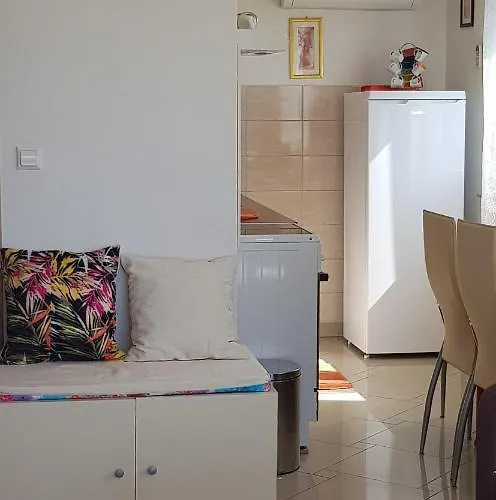 Lilliana Appartement Tribalj